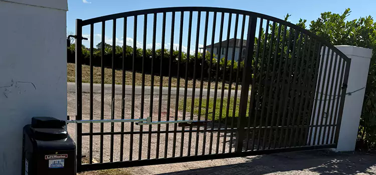 Driveway Fence Repair Alafaya